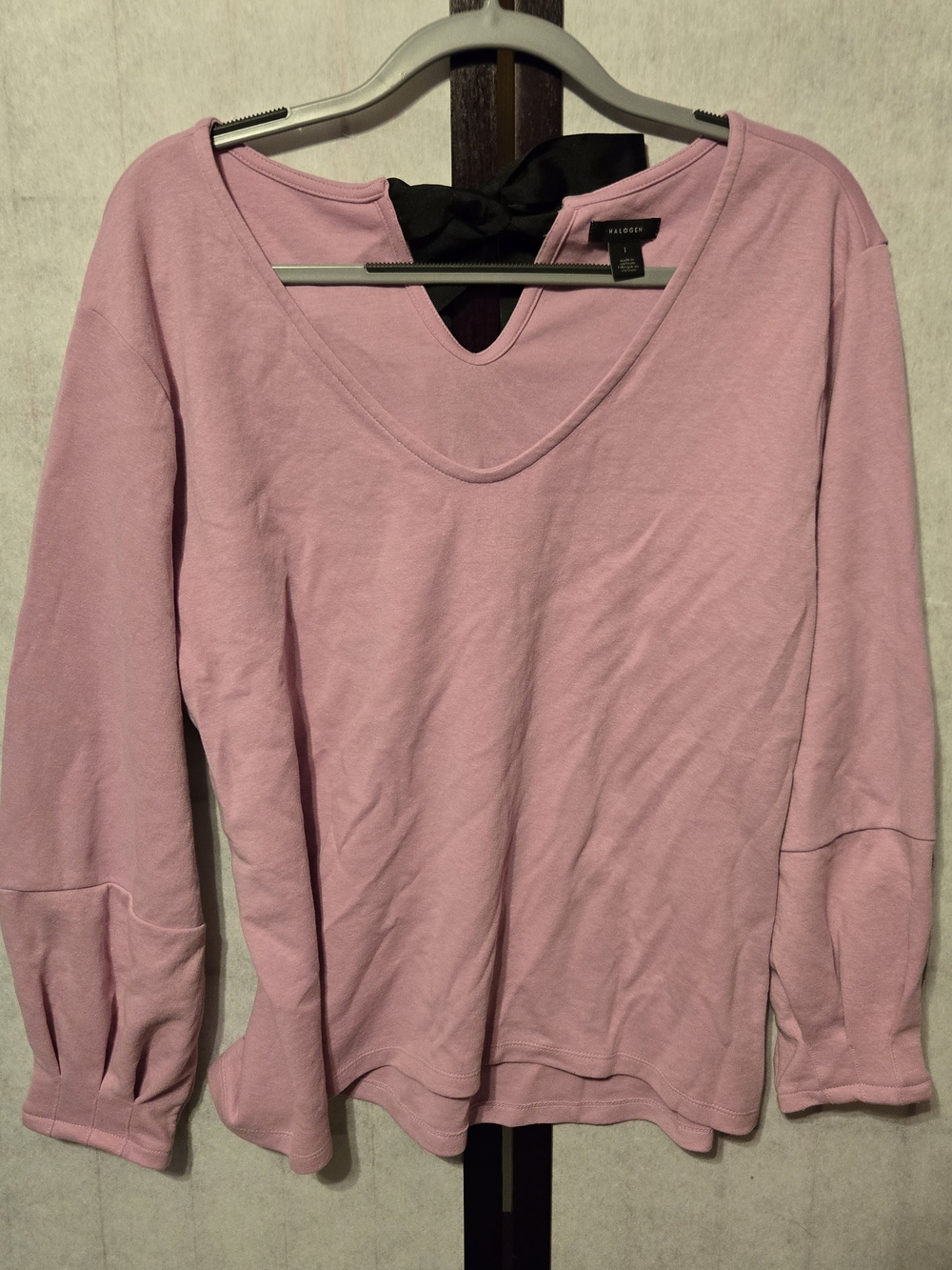 Halogen Pink V-Neck Long Sleeve Top with Back Bow In Back